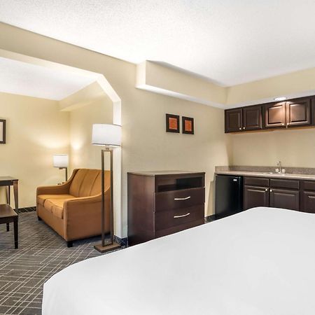 Comfort Inn & Suites Lake Norman Cornelius Extérieur photo