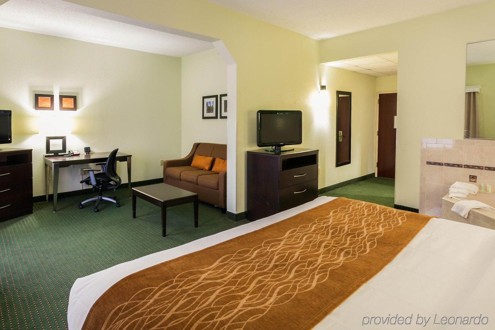 Comfort Inn & Suites Lake Norman Cornelius Extérieur photo