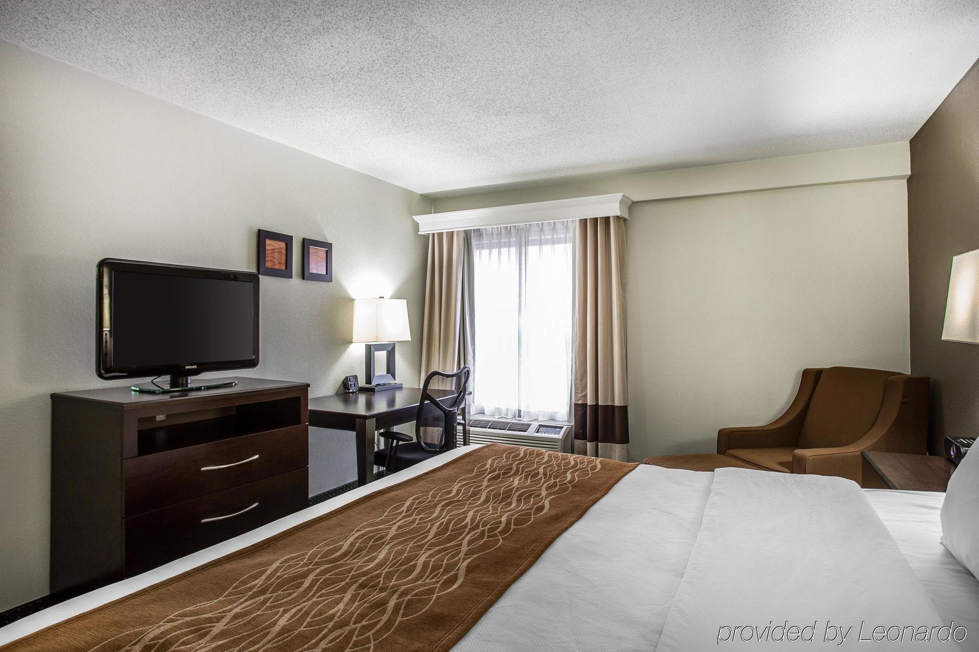 Comfort Inn & Suites Lake Norman Cornelius Extérieur photo