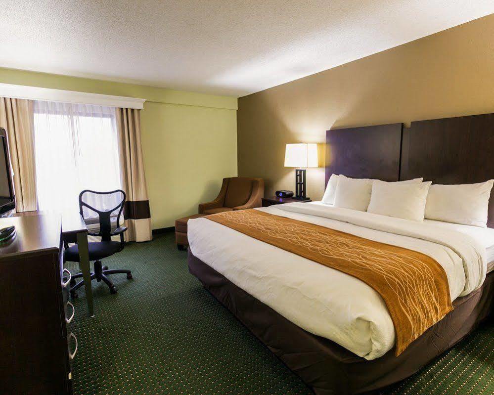 Comfort Inn & Suites Lake Norman Cornelius Extérieur photo