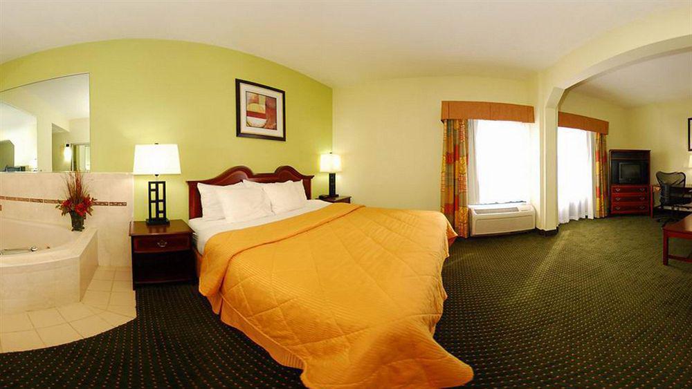 Comfort Inn & Suites Lake Norman Cornelius Extérieur photo