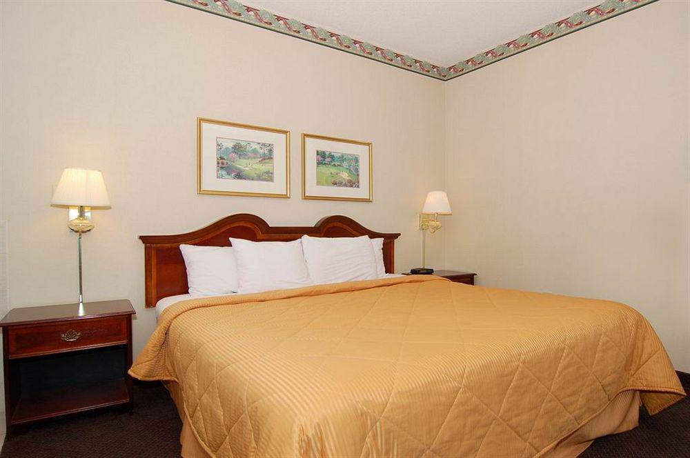 Comfort Inn & Suites Lake Norman Cornelius Extérieur photo