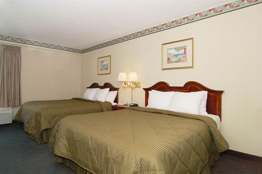 Comfort Inn & Suites Lake Norman Cornelius Extérieur photo